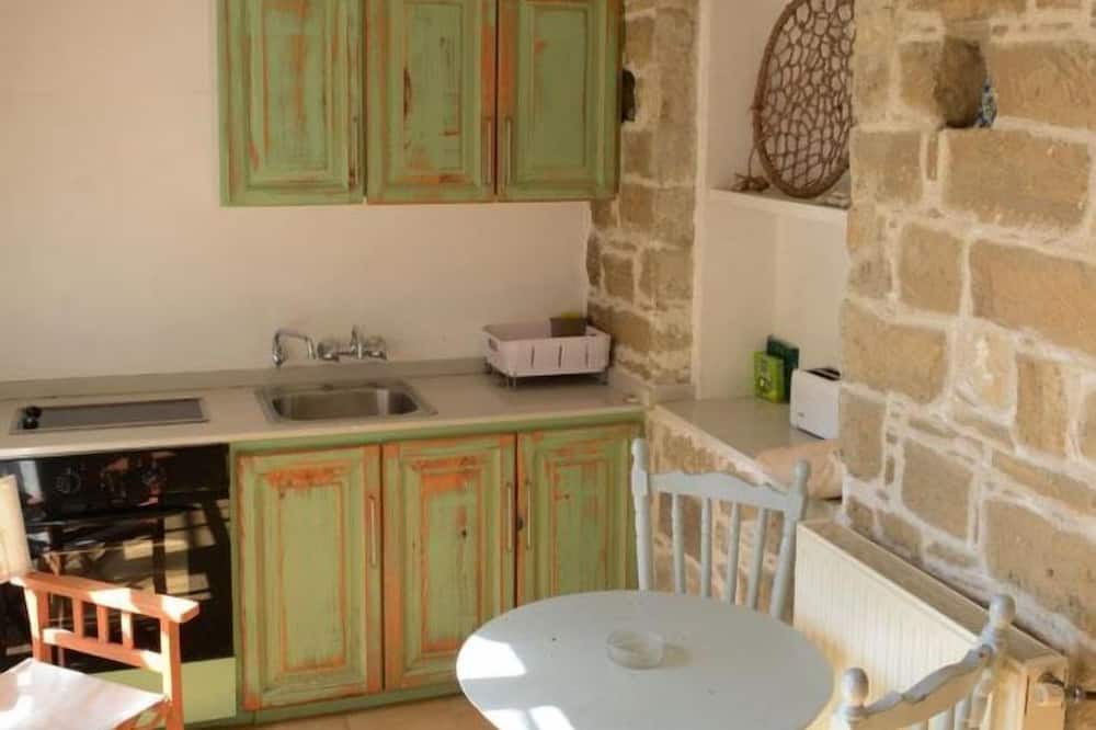 Photo of Kitchen in Tochni