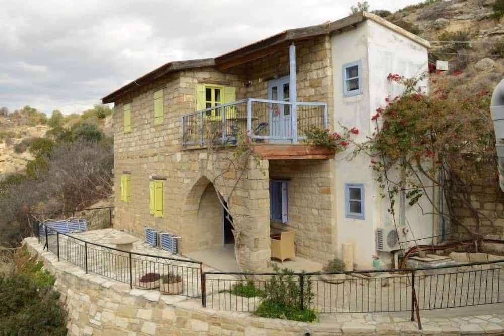 Photo of Outdoor in Tochni