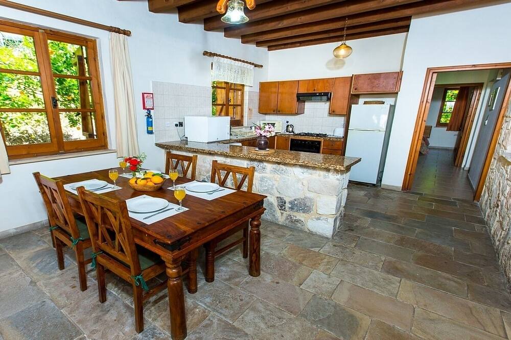 Photo of Kitchen in Miliou
