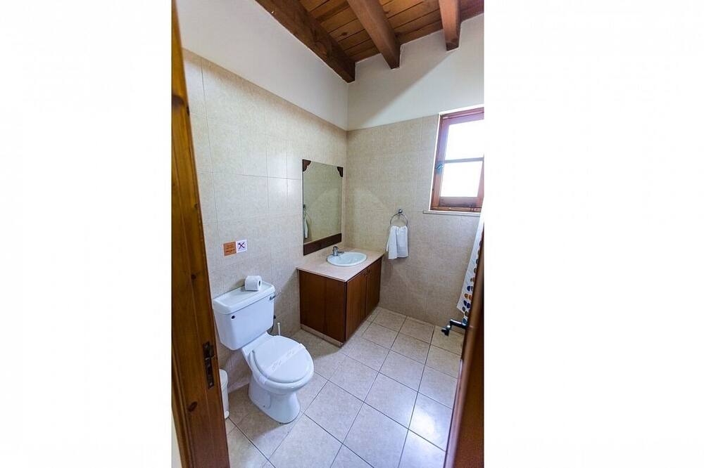 Photo of Bathroom in Miliou