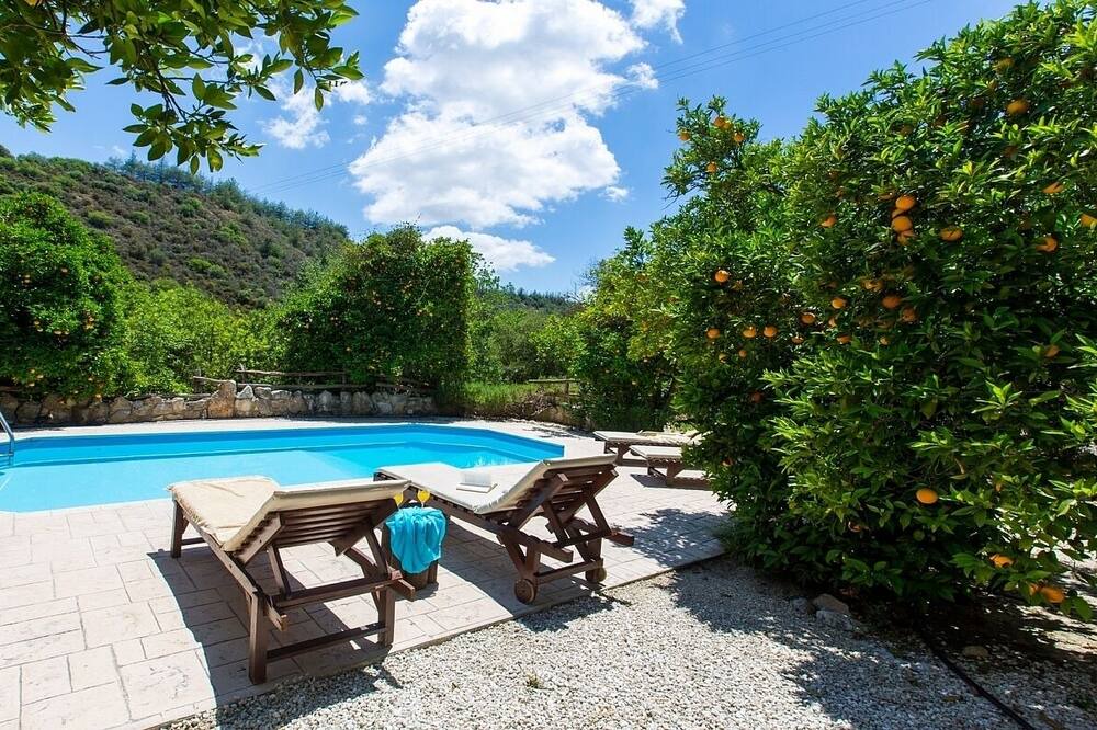 Photo of Outdoor in Miliou