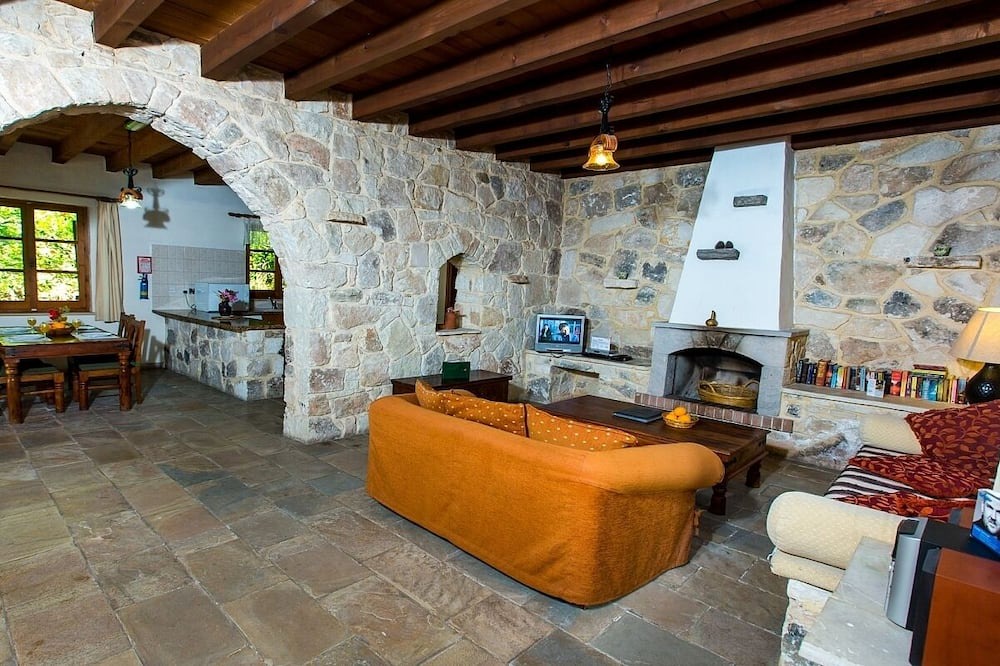 Photo of Bedroom in Miliou