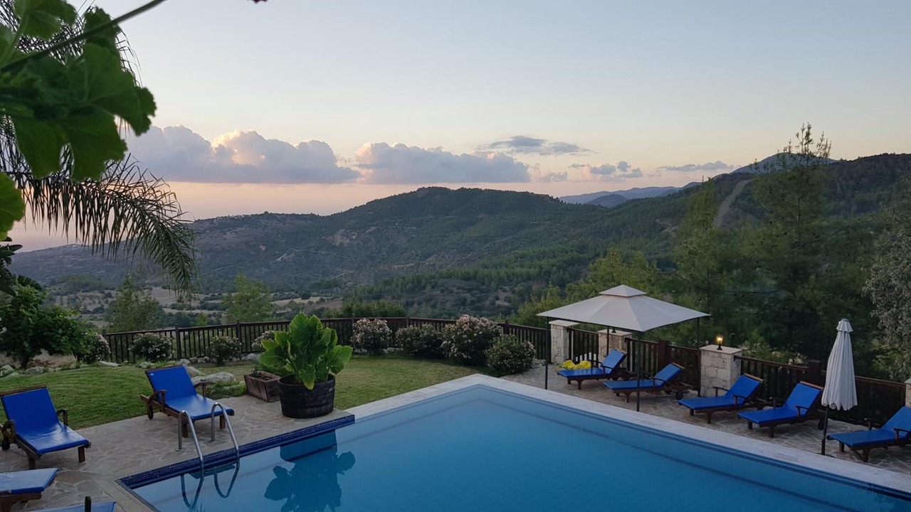 Photo of Outdoor in Lysos