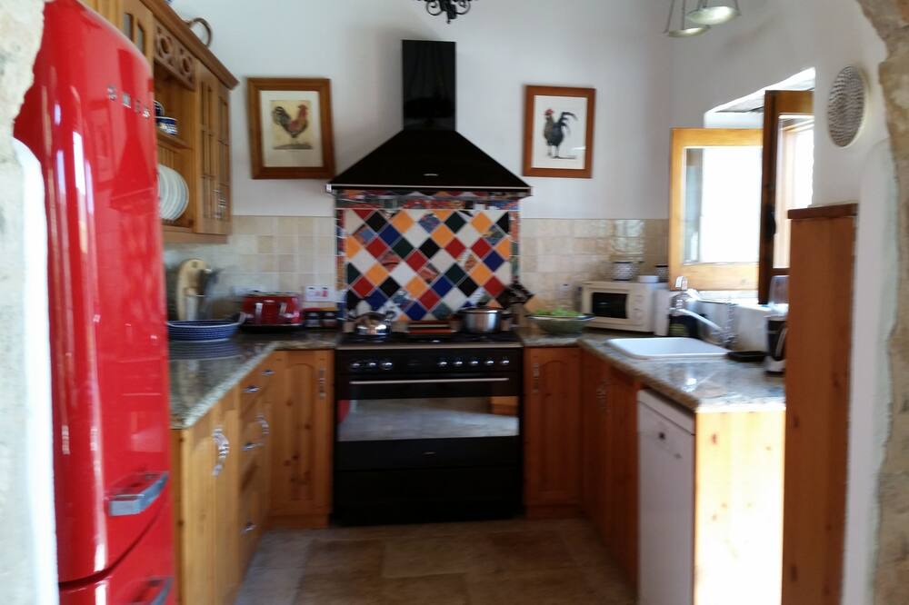 Photo of Kitchen in Anogyra