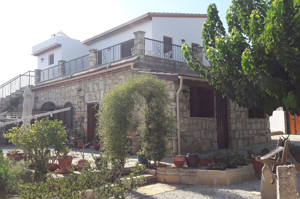 Photo of Outdoor in Anogyra