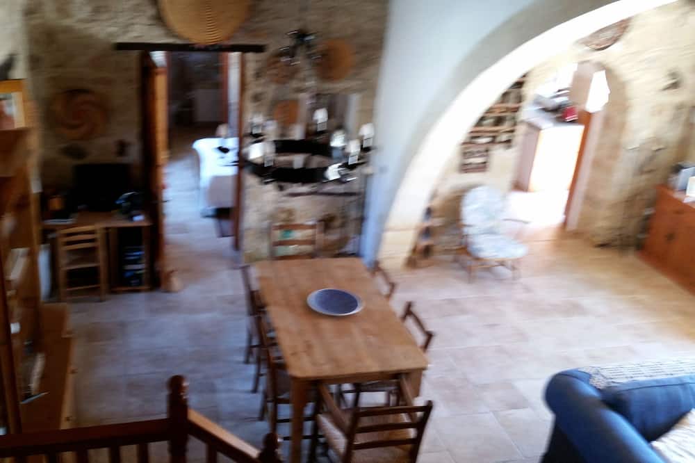 Photo of Livingroom in Anogyra