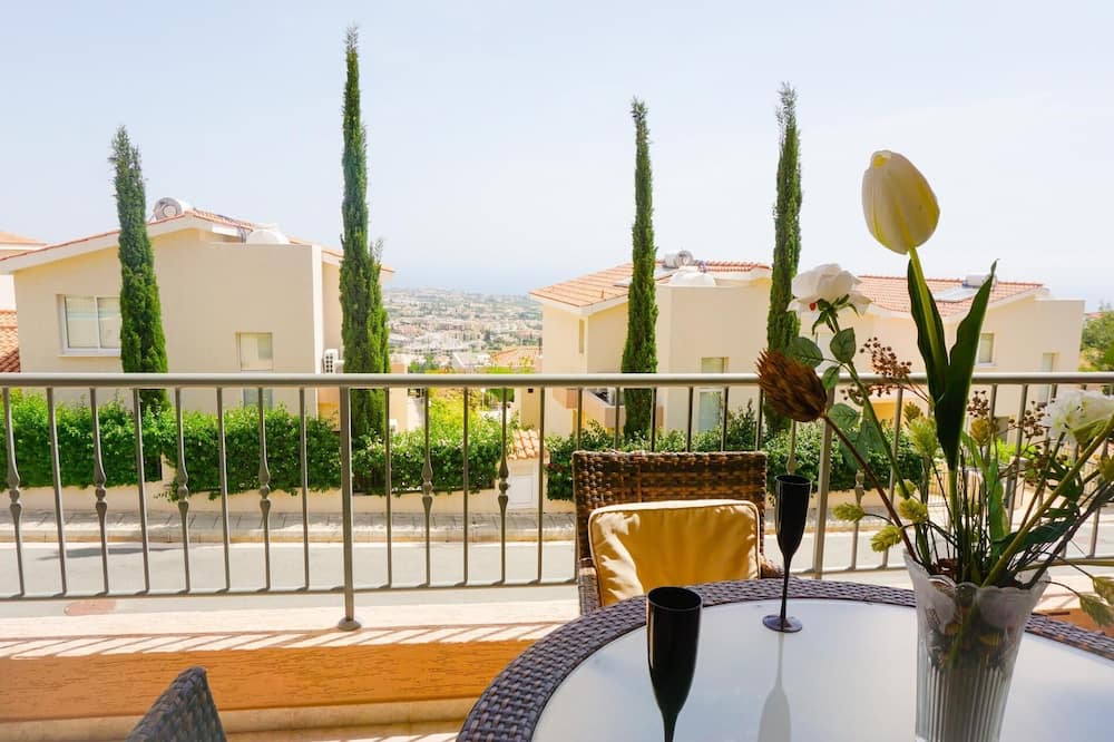 Photo of Patio Balcony in Peyia Town