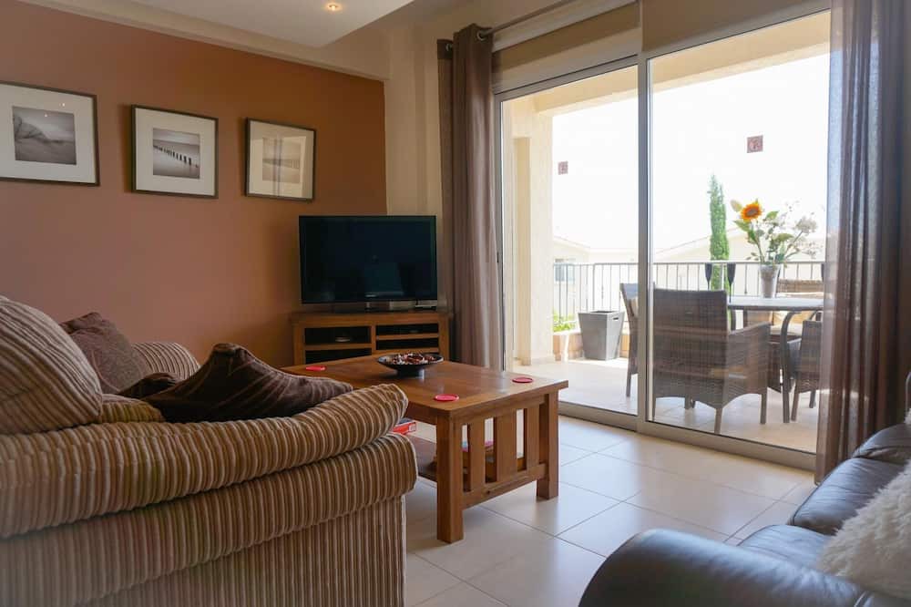 Photo of Livingroom in Peyia Town