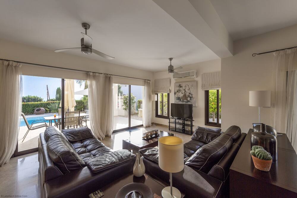 Photo of Livingroom in Kouklia