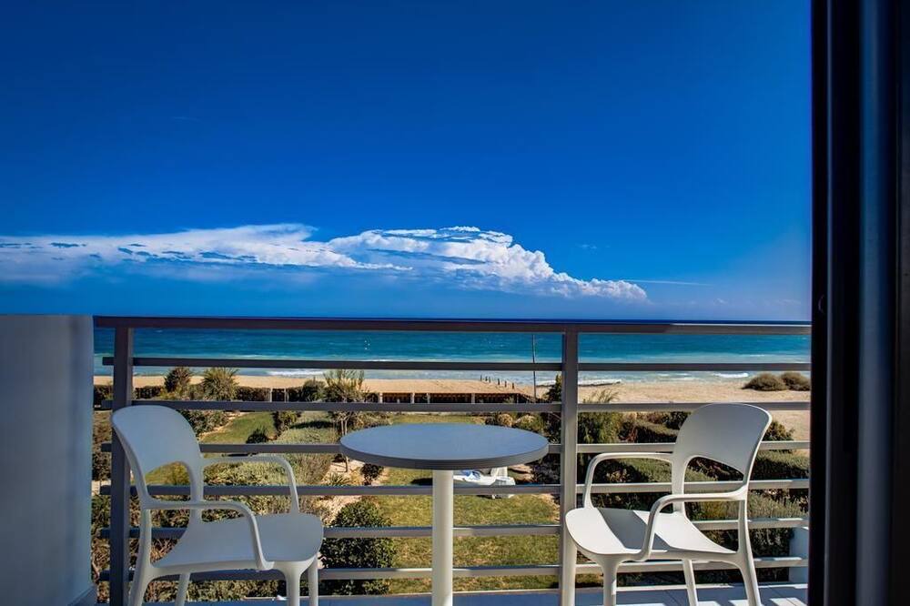 Photo of Patio Balcony in Mazotos