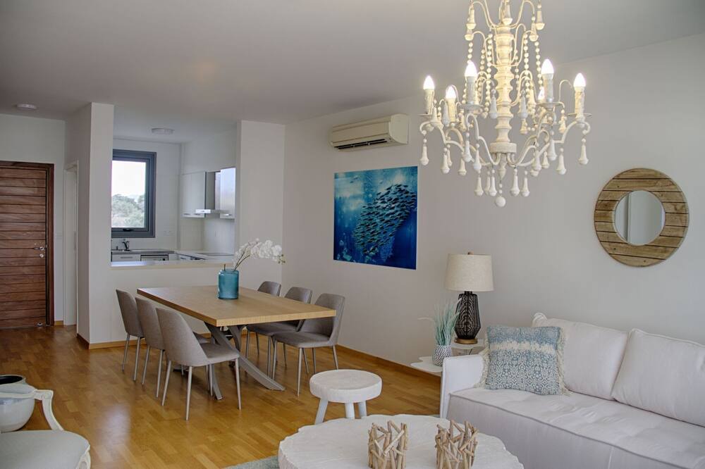Photo of Livingroom in Mazotos