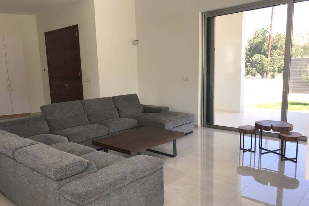 Photo of Livingroom in Kalo Chorio
