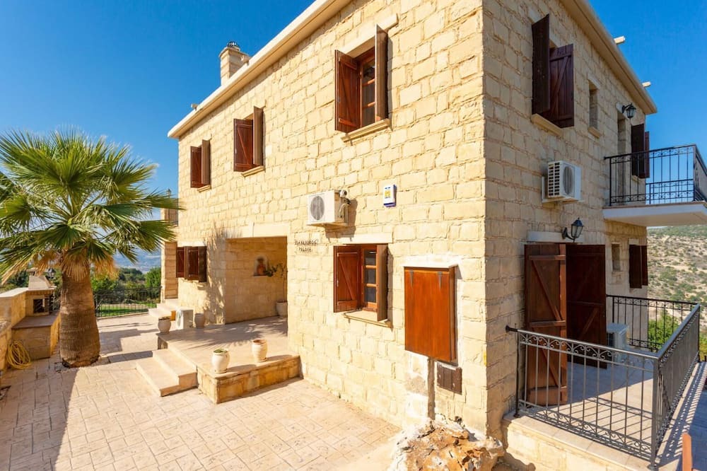 Photo of Outdoor in Peristerona