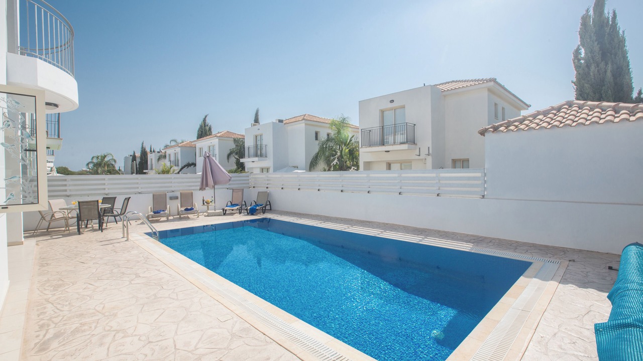 Photo of Outdoor in Pernera