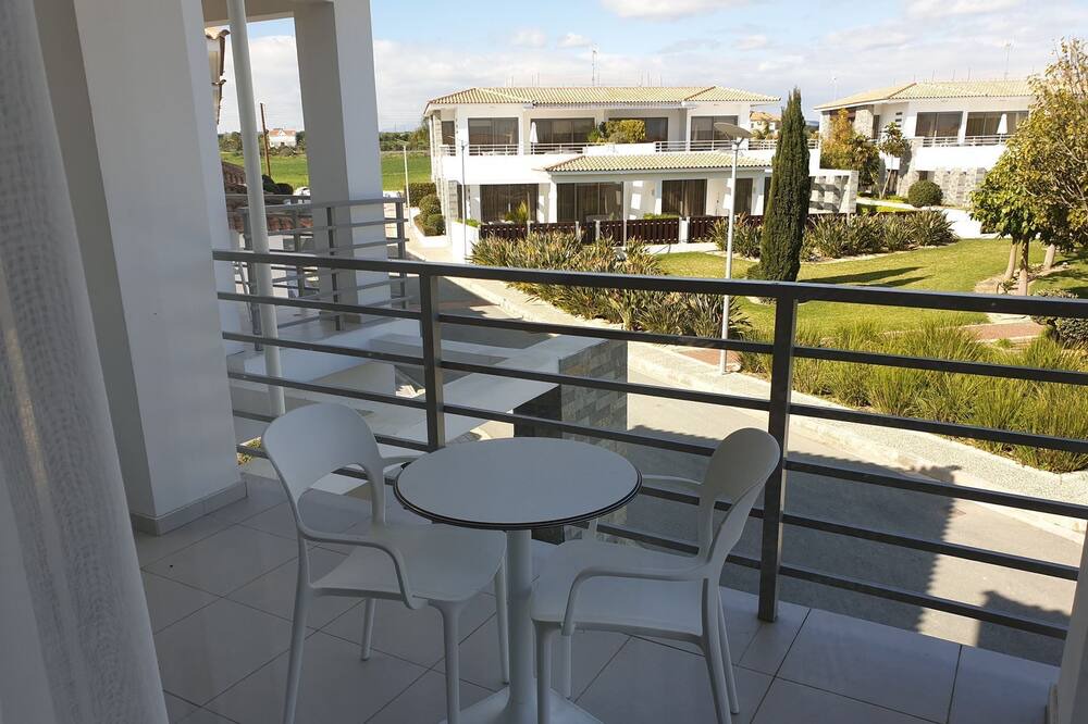 Photo of Patio Balcony in Mazotos