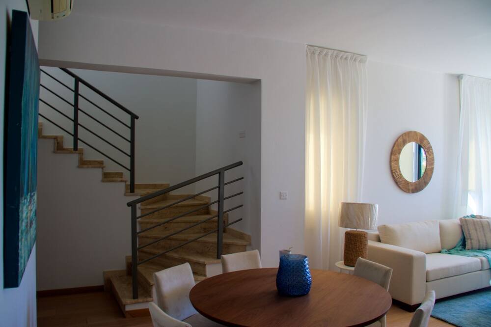 Photo of Livingroom in Mazotos