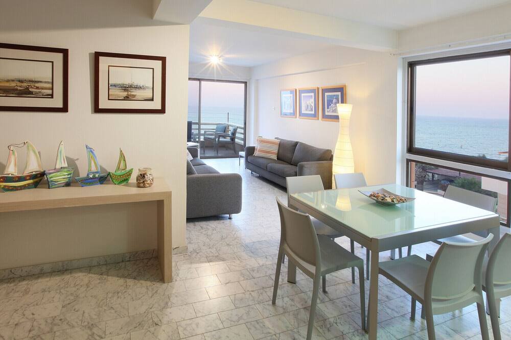 Photo of Livingroom in Larnaca