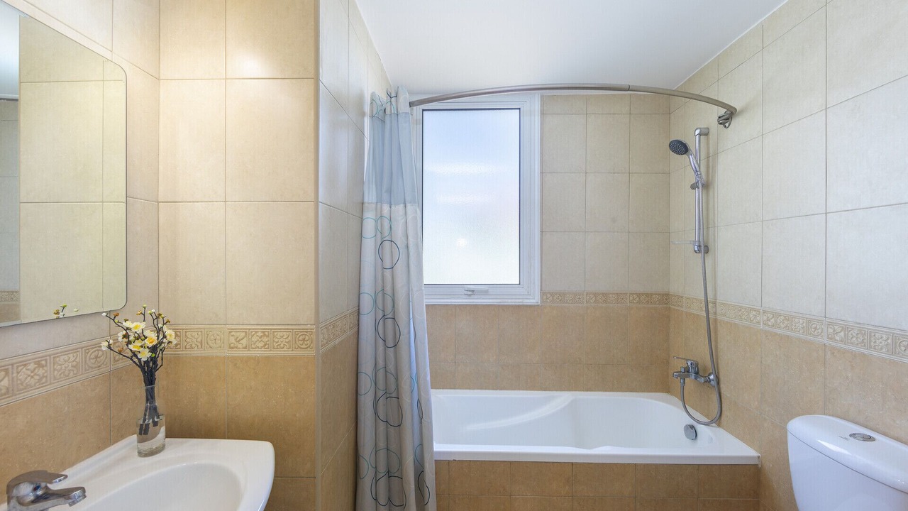 Photo of Bathroom in Pernera