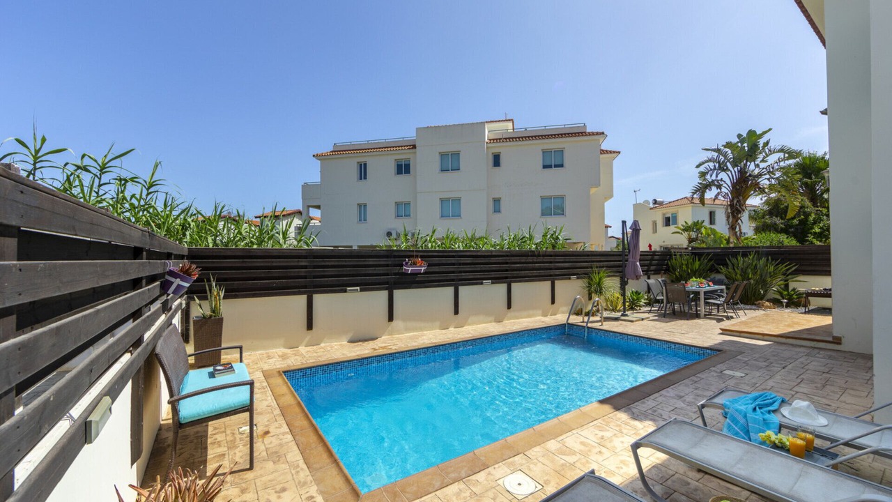 Photo of Outdoor in Pernera