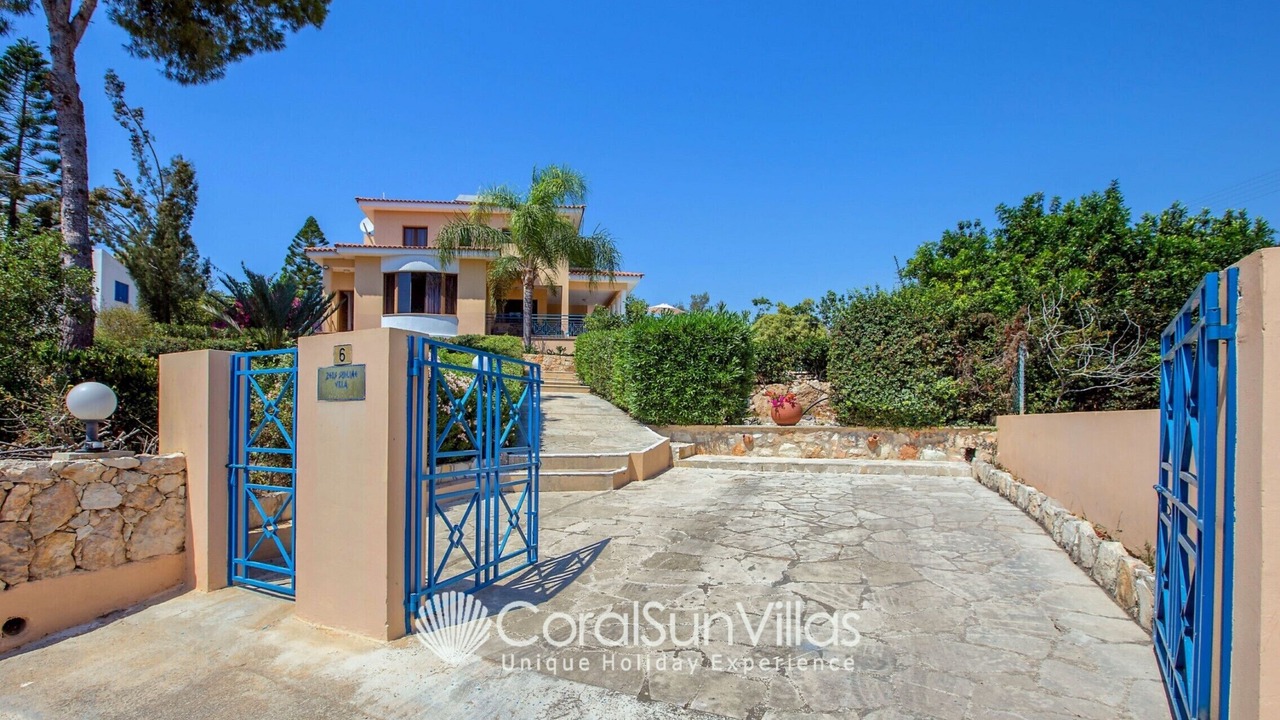 Photo of Outdoor in Peyia Town