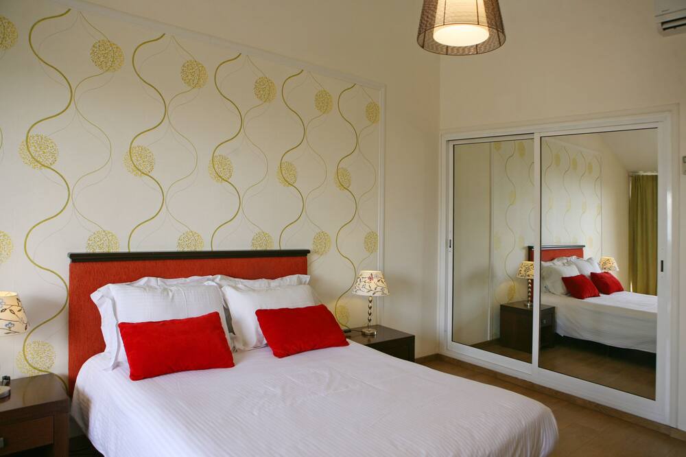 Photo of Bedroom in Erimi