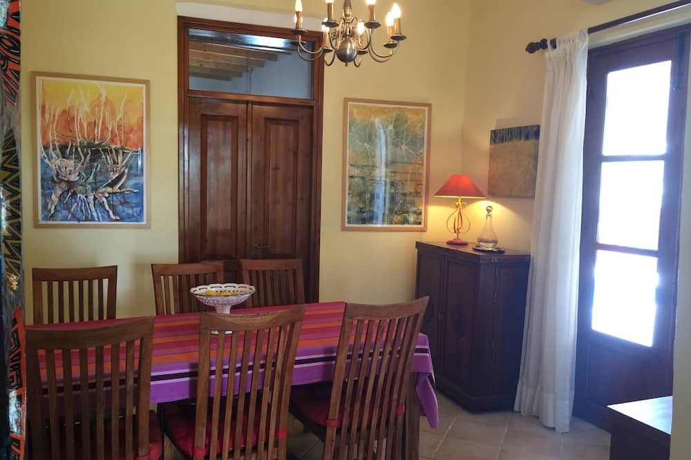 Photo of Bedroom in Kato Drys