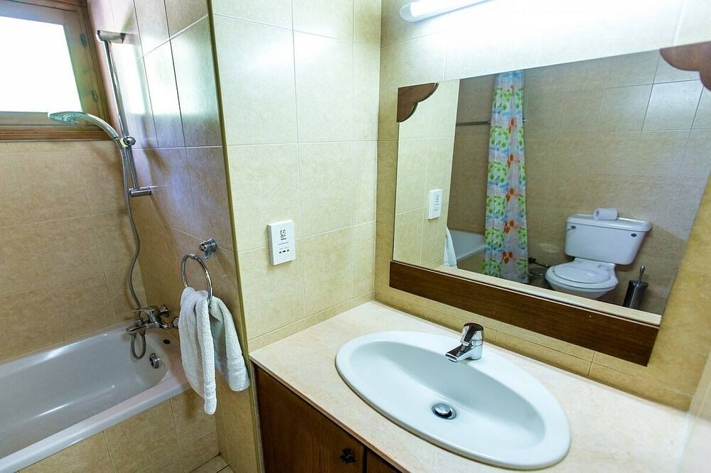 Photo of Bathroom in Miliou
