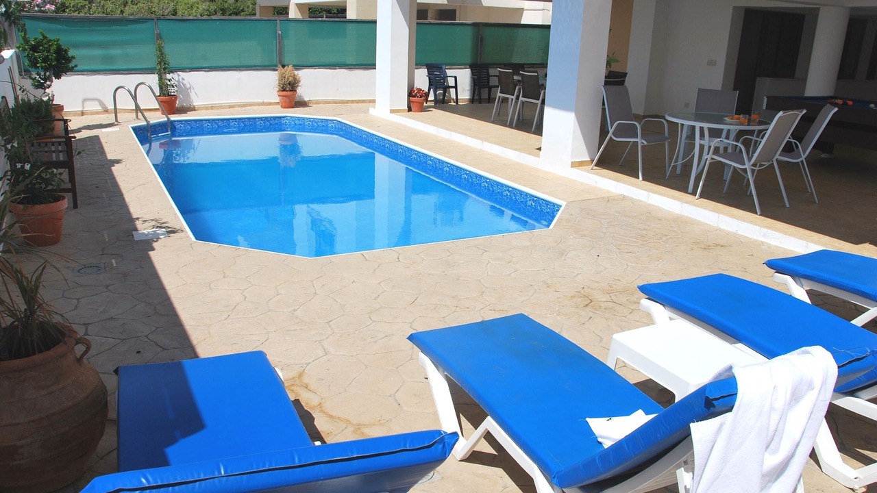 Photo of Outdoor in Pomos