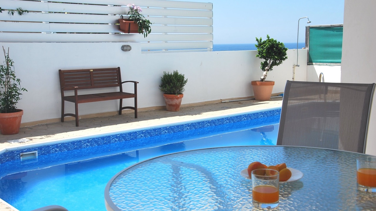 Photo of Outdoor in Pomos