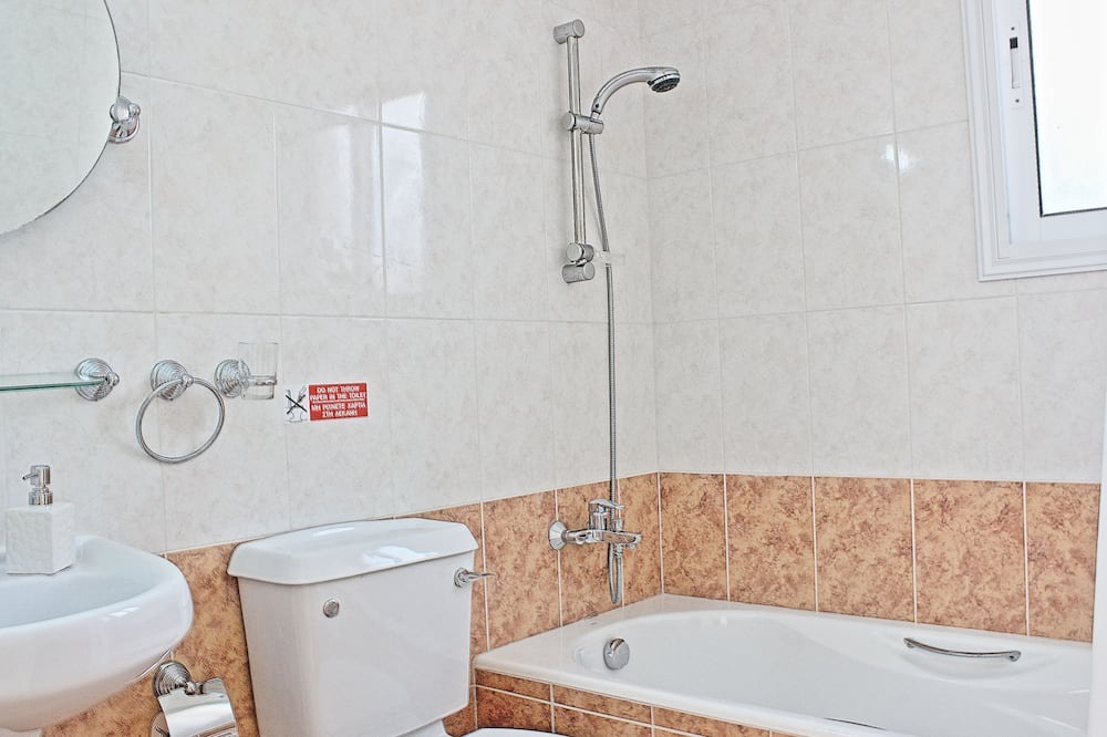 Photo of Bathroom in Argaka