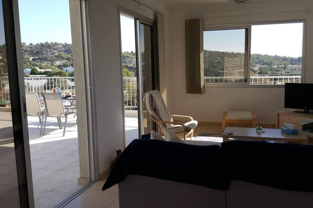 Photo of Livingroom in Alethriko