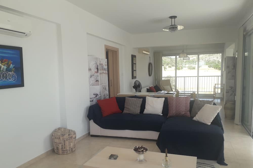 Photo of Livingroom in Alethriko