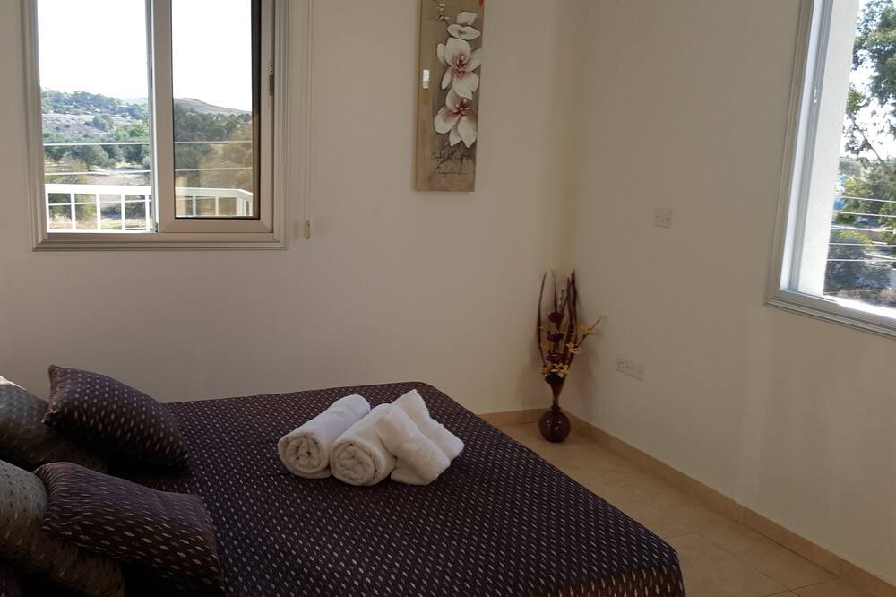 Photo of Bedroom in Alethriko