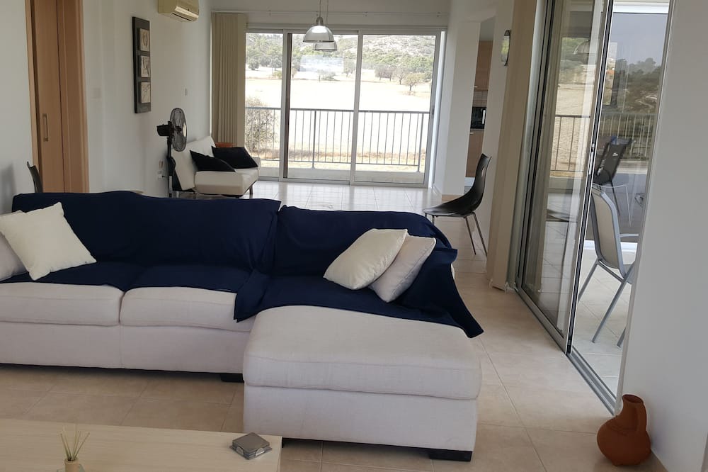 Photo of Livingroom in Alethriko