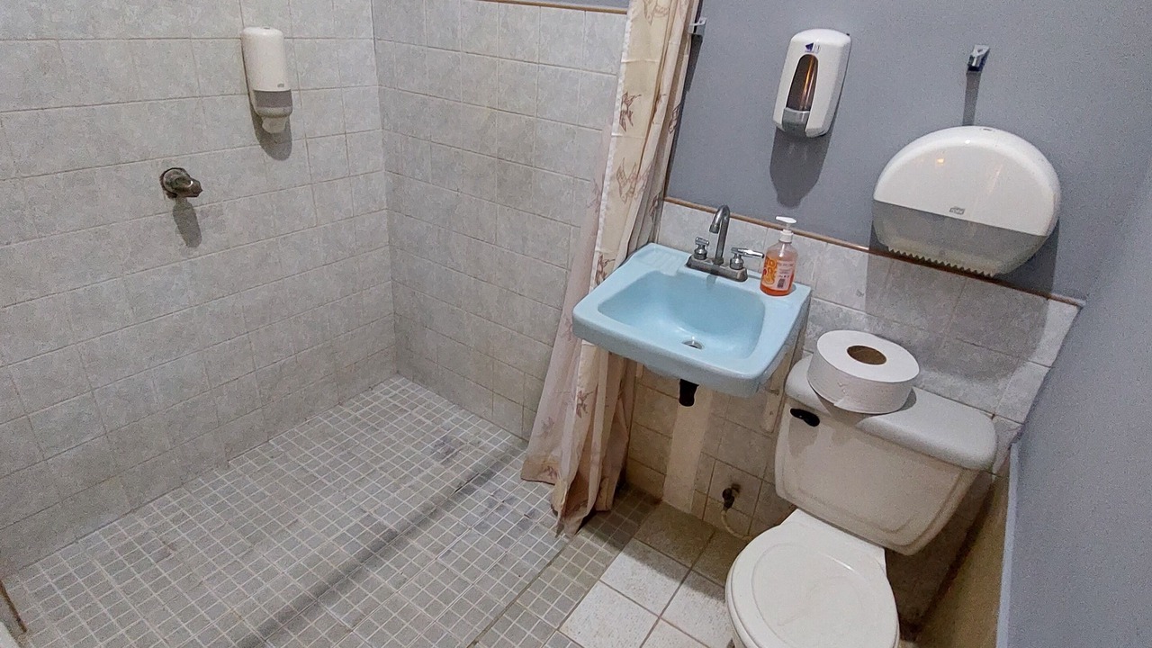 Photo of Bathroom in Leon