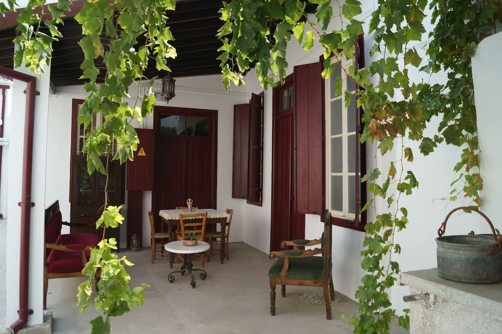 Photo of Patio Balcony in Yenisehir