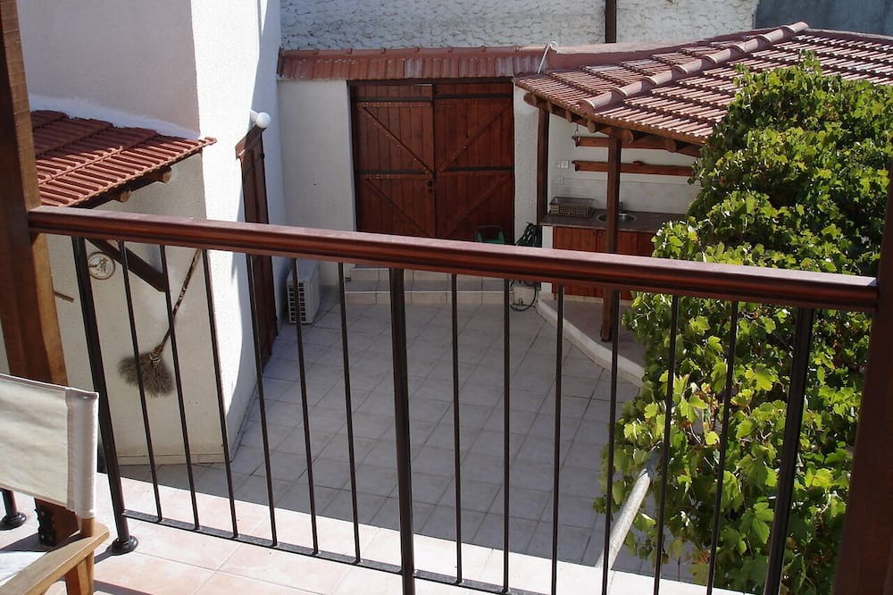 Photo of Patio Balcony in Akapnou