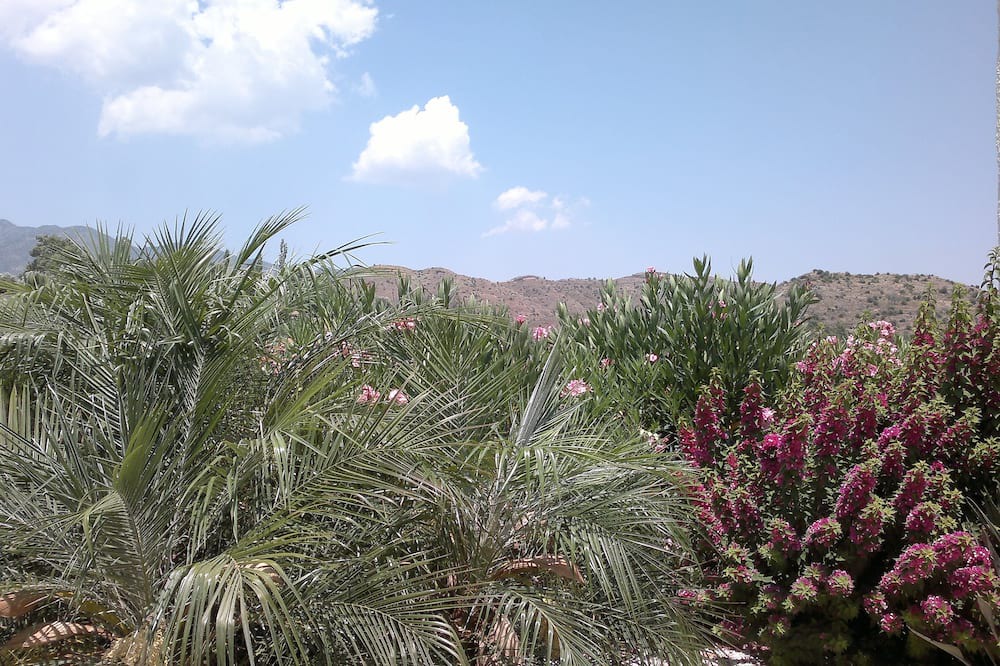 Photo of Outdoor in Akapnou