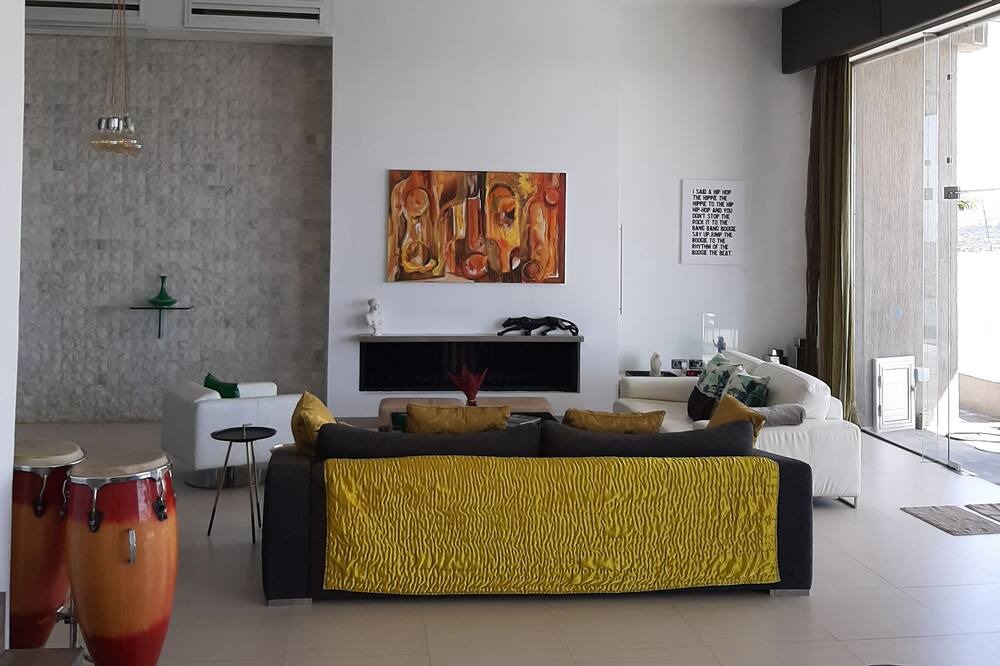Photo of Livingroom in Monagroulli