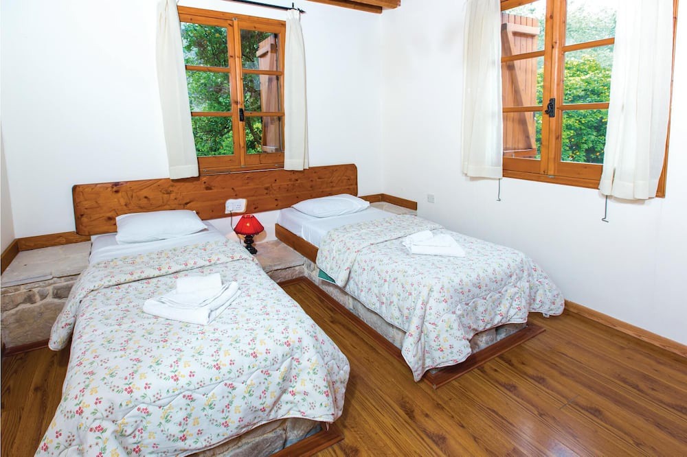 Photo of Bedroom in Miliou