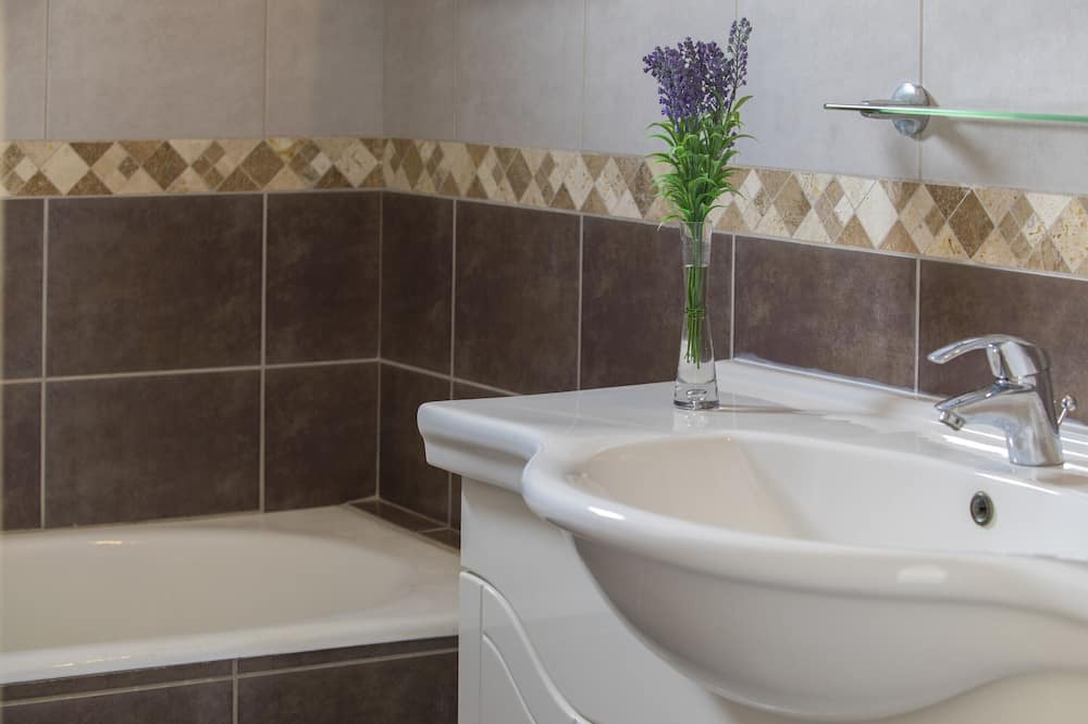 Photo of Bathroom in Pernera
