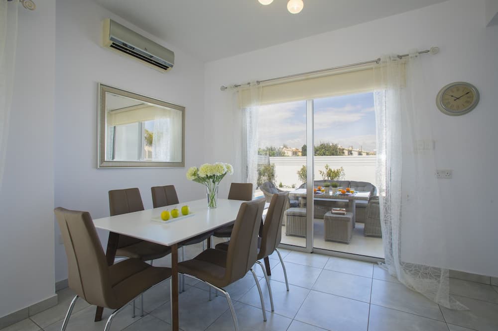 Photo of Livingroom in Pernera