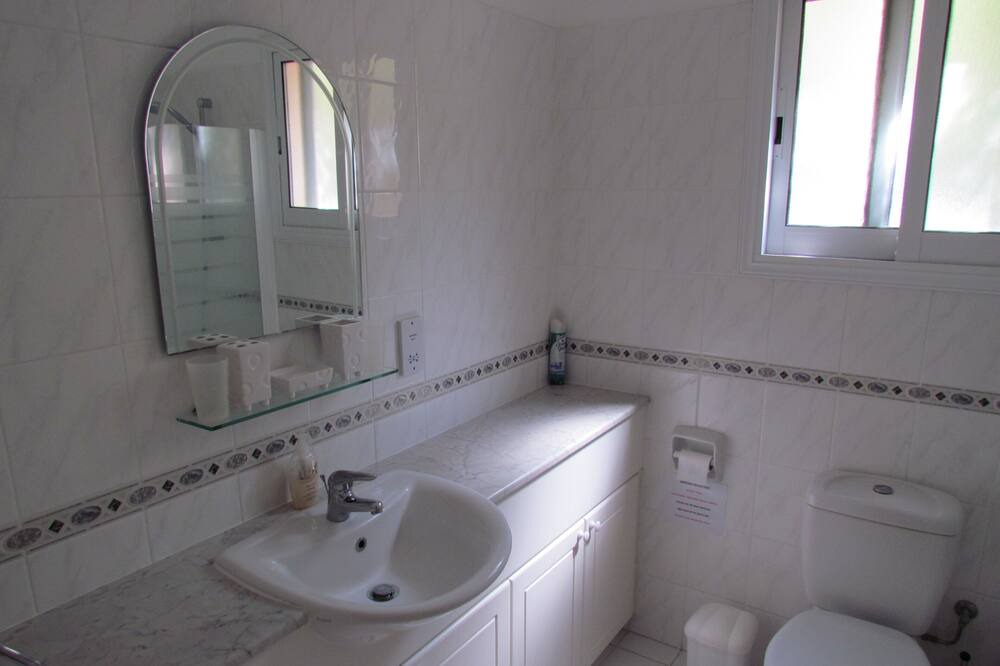 Photo of Bathroom in Tala