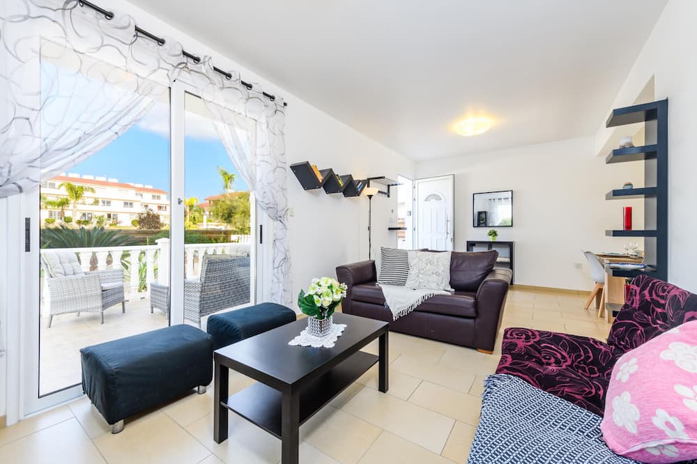 Photo of Livingroom in Ayia Napa