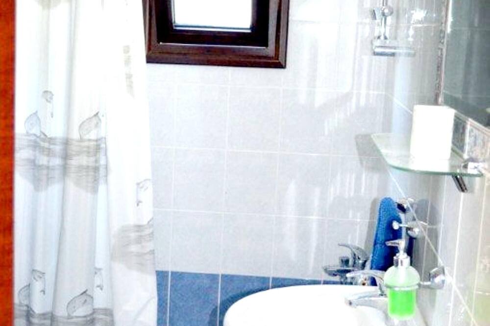 Photo of Bathroom in Fyti