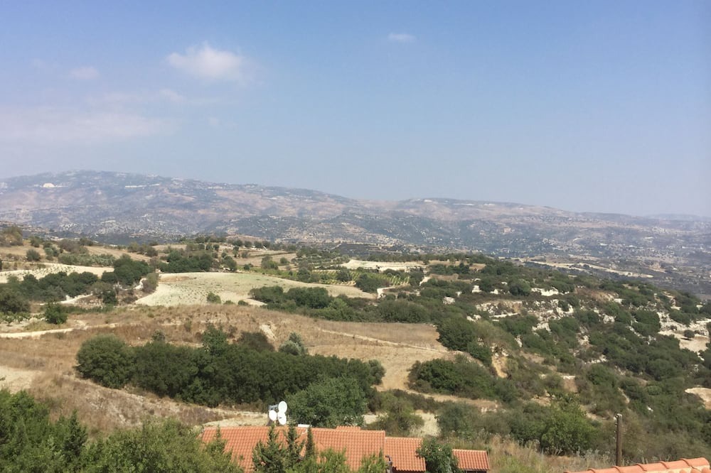 Photo of Outdoor in Polemi