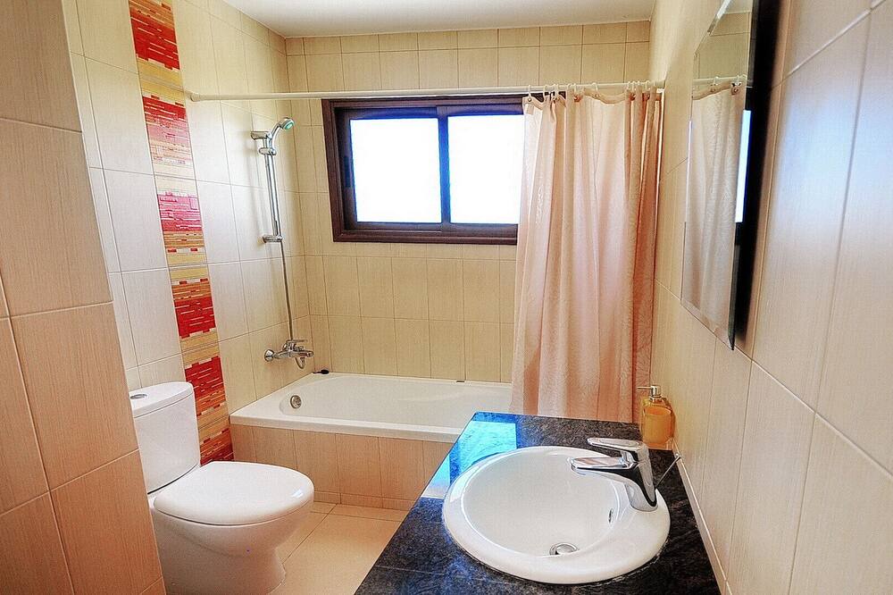 Photo of Bathroom in Pegeia