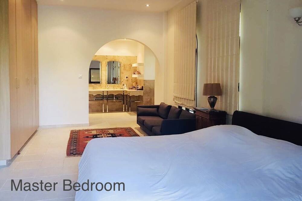 Photo of Bedroom in Koloni