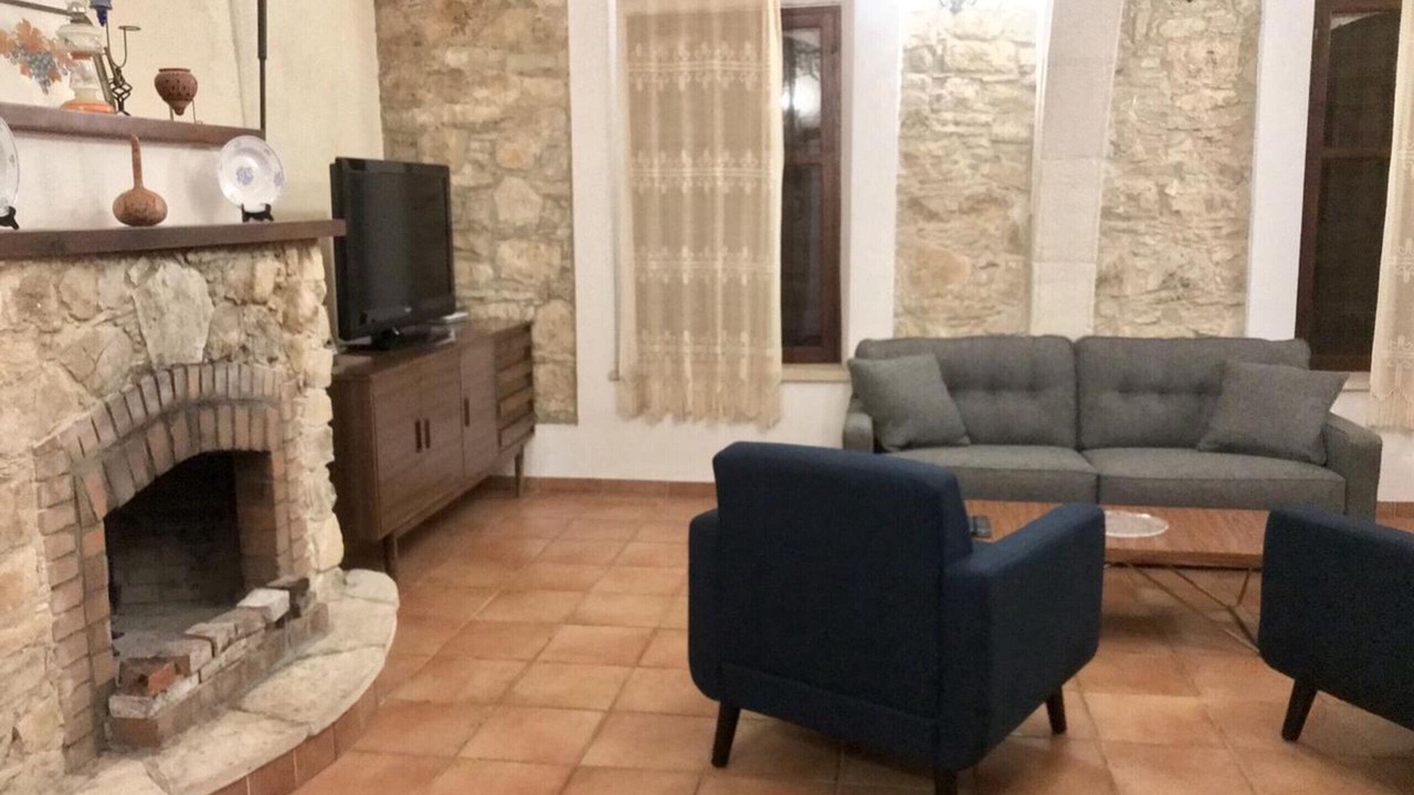 Photo of Livingroom in Lofou