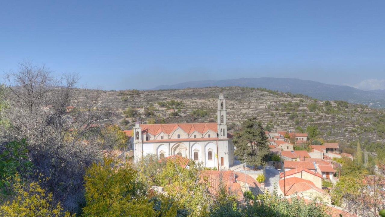 Photo of Others in Lofou